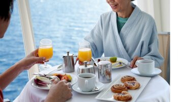 1688994566.2238_c485_Royal Caribbean International Oasis of the seas accommodation Breakfast on balcony.jpg